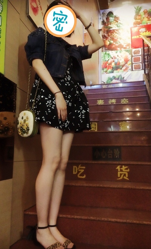 第一次发～去年答应某人要来一发的_来自一直在吃饭的自拍私房照分享