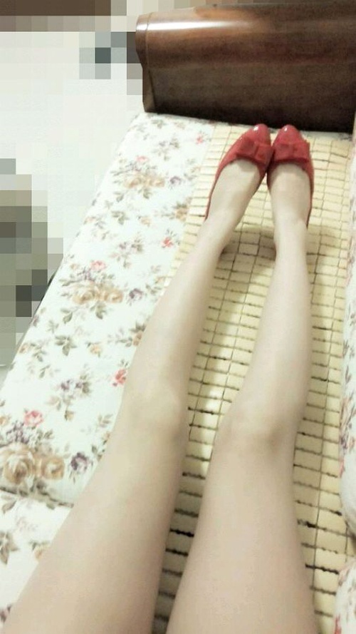 【晒】美腿以及细高跟鞋_来自石媛的自拍私房照分享