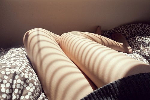 【晒腿】天天都不起床。_来自雅蜜的自拍私房照分享