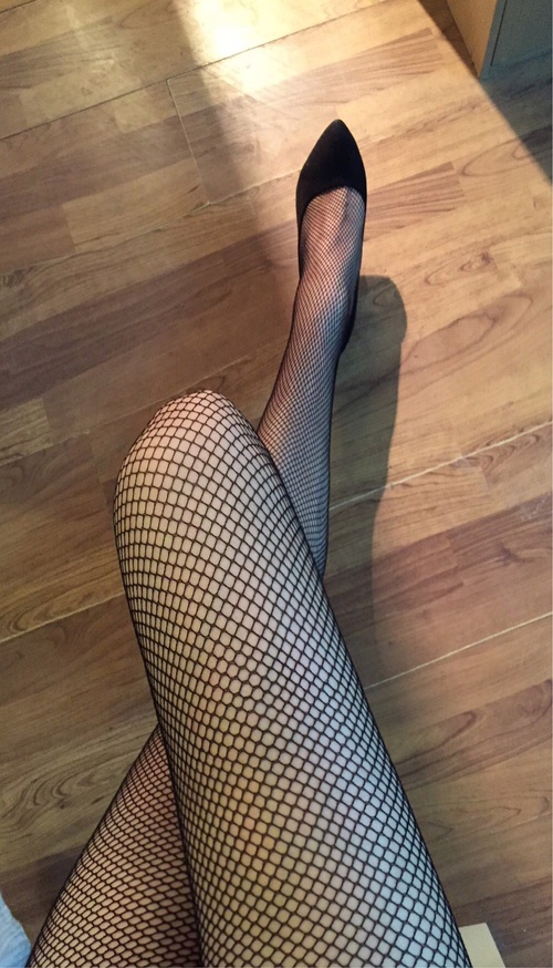 【晒黑网袜】_来自玛嘉的自拍私房照分享