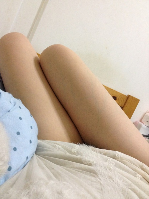 [晒]腿_来自Miss 橙子的自拍私房照分享