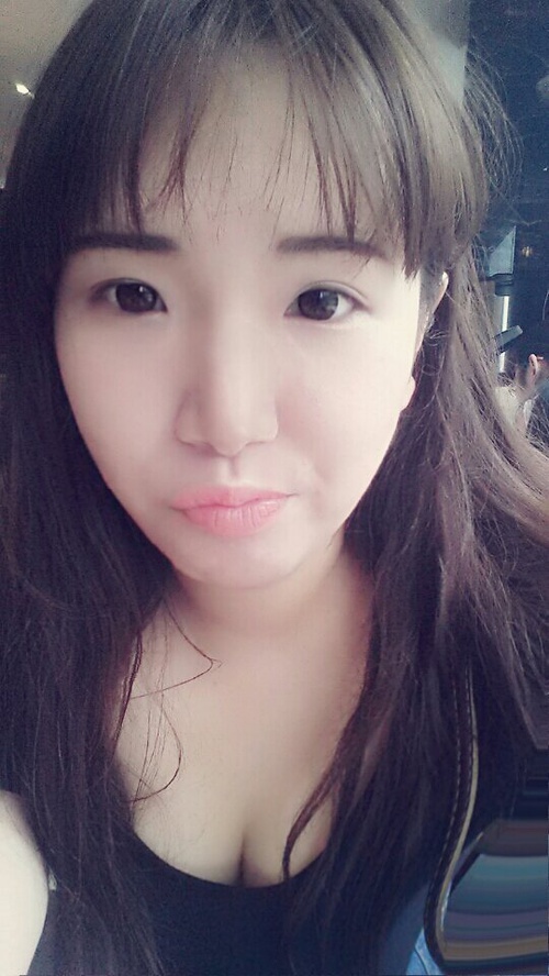 难道就没有人喜欢多肉美少女_来自大咖的自拍私房照分享
