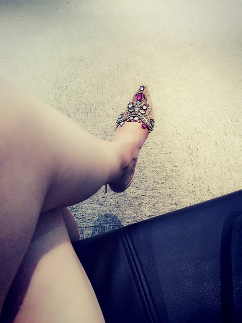 【晒】今天的小细跟 请忽略我的粗腿_来自紫藤灵的自拍私房照分享