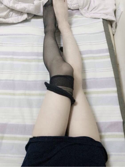 〖晒〗大腿(图3)_来自雪儿姐姐的自拍私房照分享