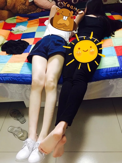 【晒】一双没有x生活的腿…(图2)_来自吴彦祖女票的自拍私房照分享